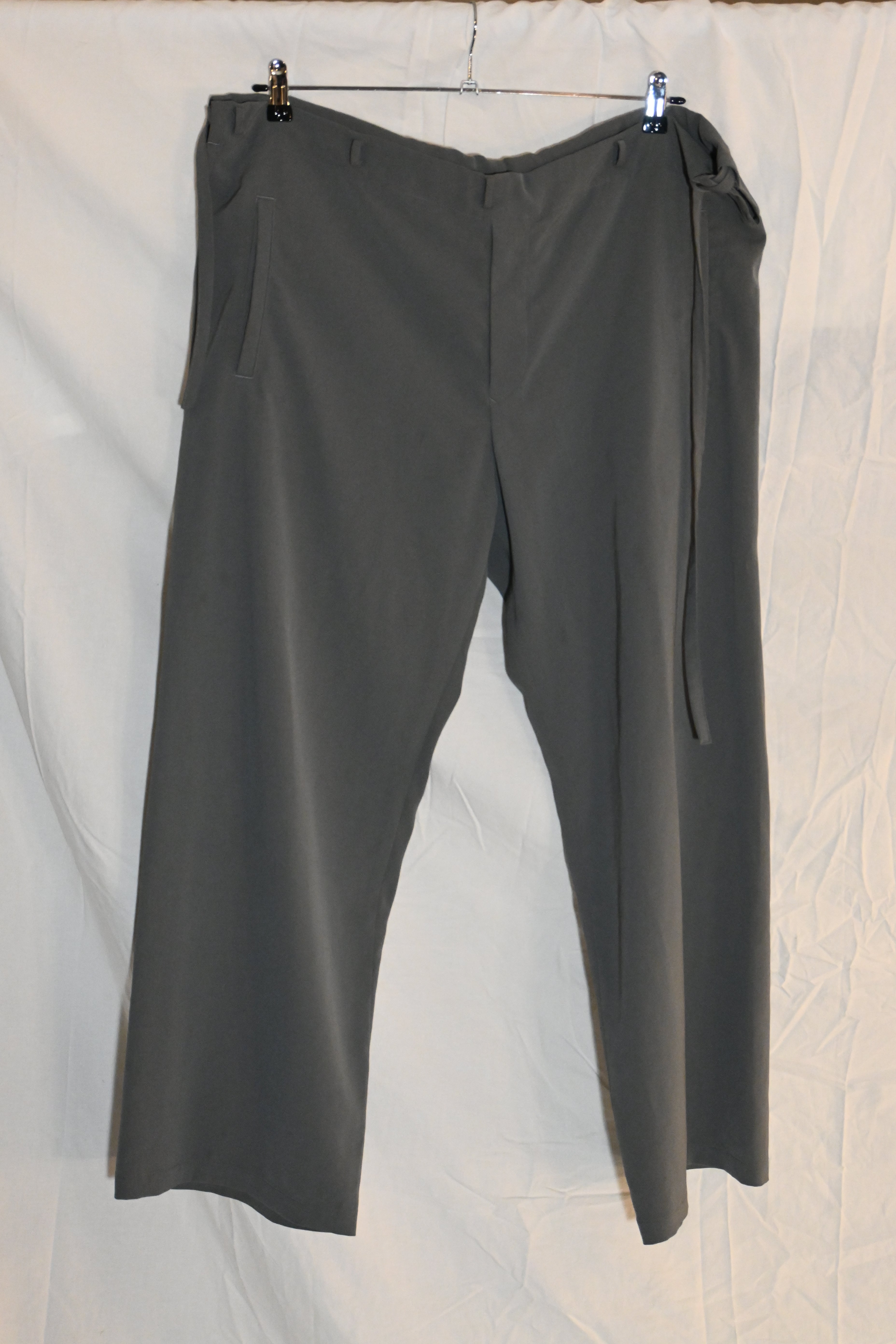 YOKE Tailored Set-Up Suit – Blazer & Pants Grey (Size M)