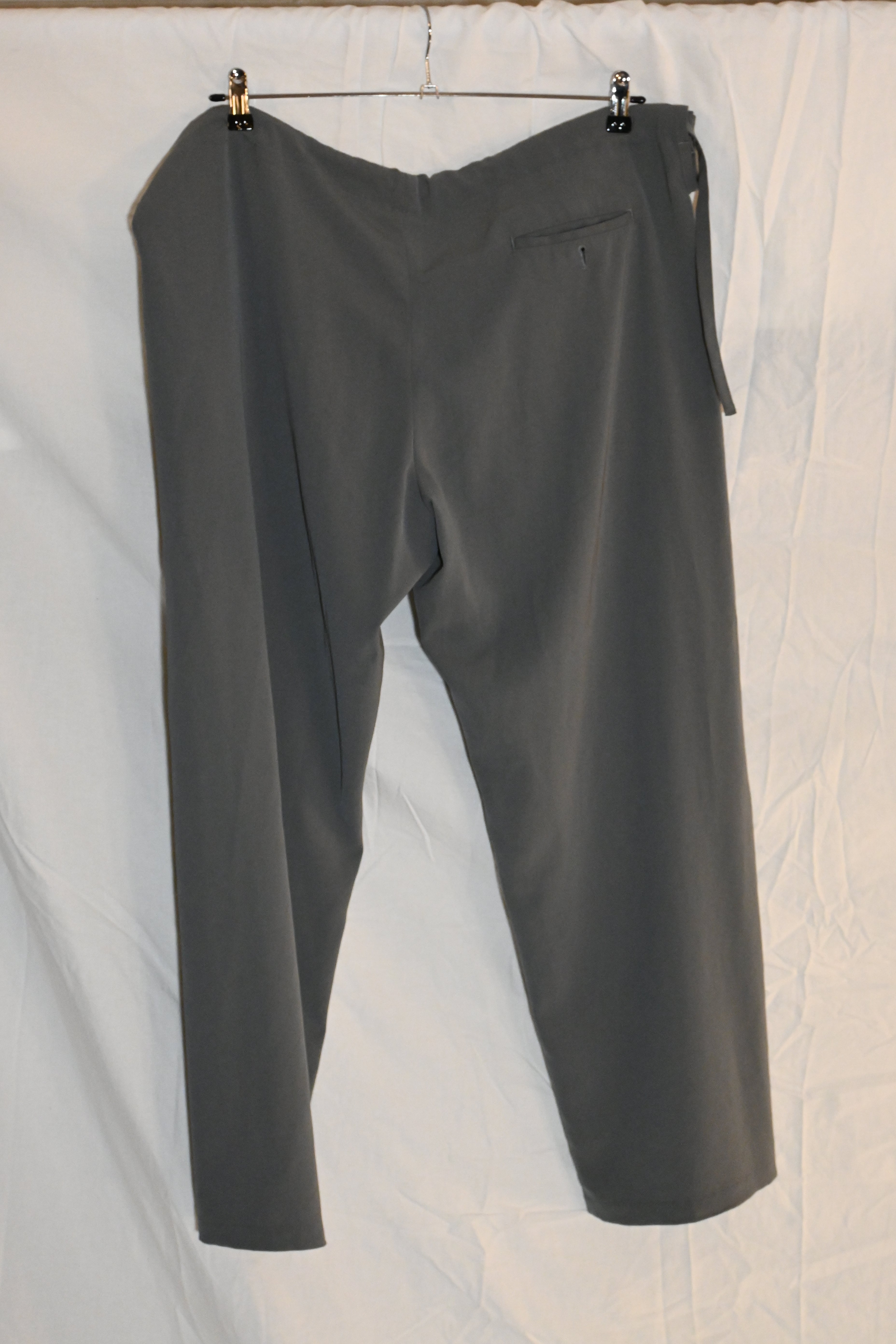 YOKE Tailored Set-Up Suit – Blazer & Pants Grey (Size M)