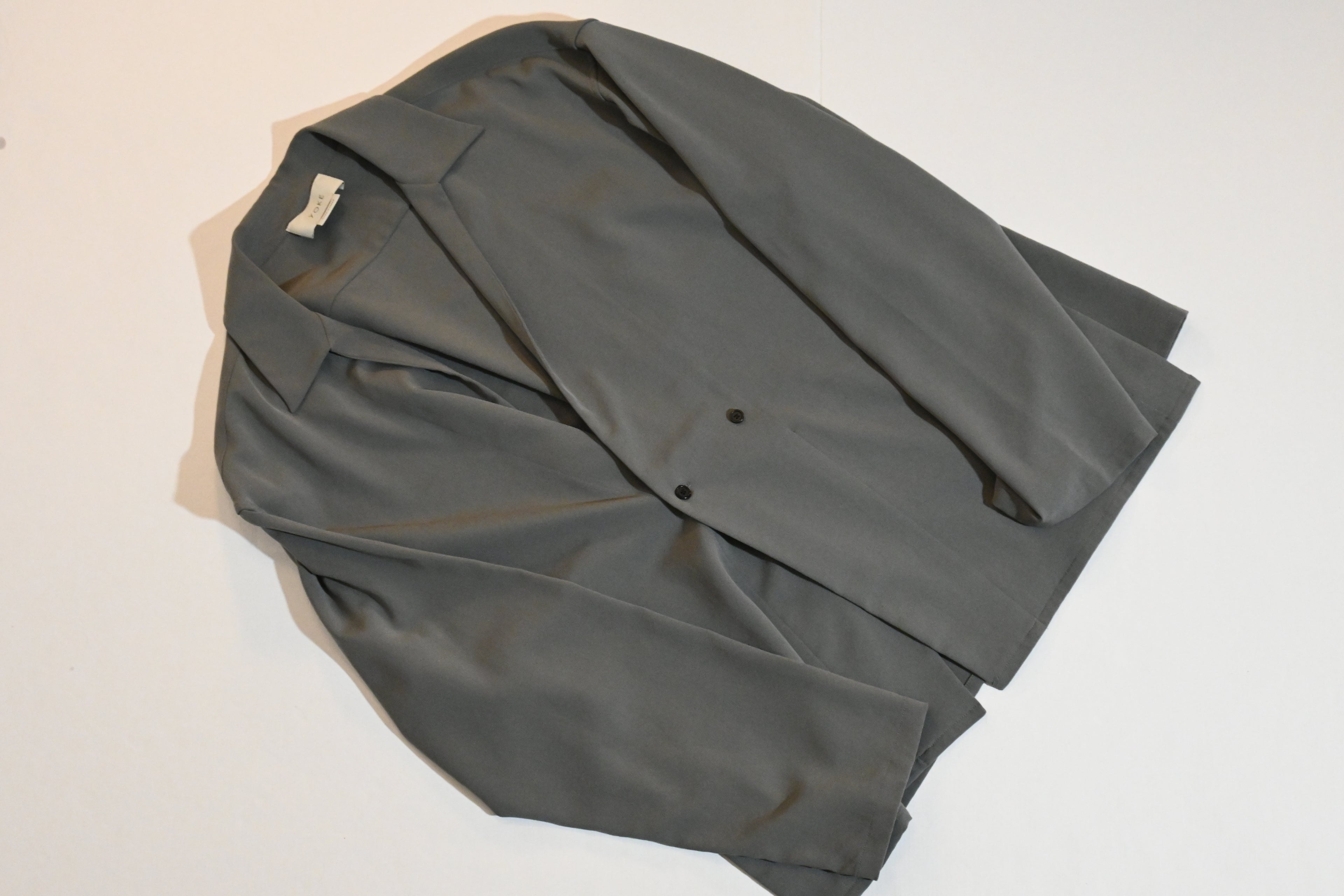 YOKE Tailored Set-Up Suit – Blazer & Pants Grey (Size M)