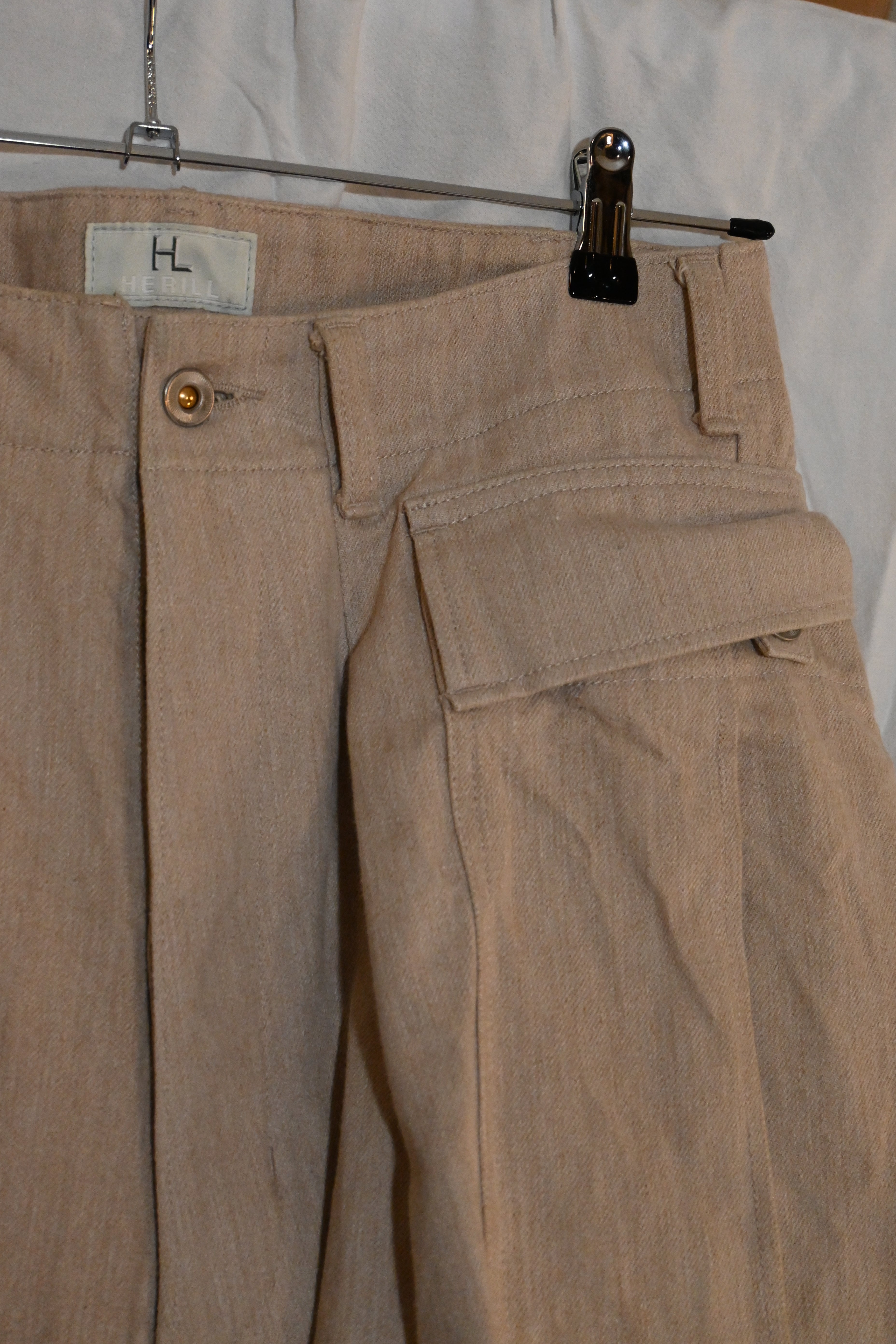 HERILL Cream Beige Cargo Pants – Made in Japan (Size 2)